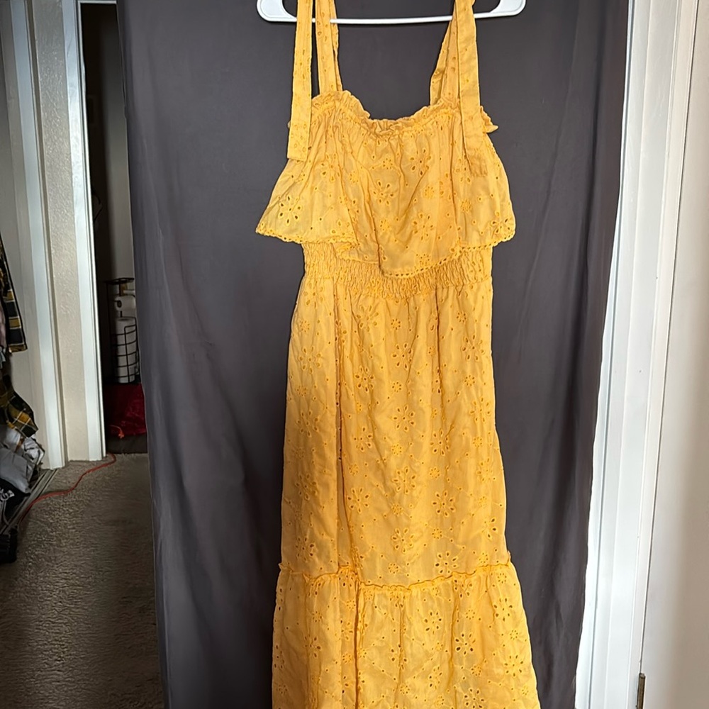 Preloved Ladies dress - Picture 1 of 8